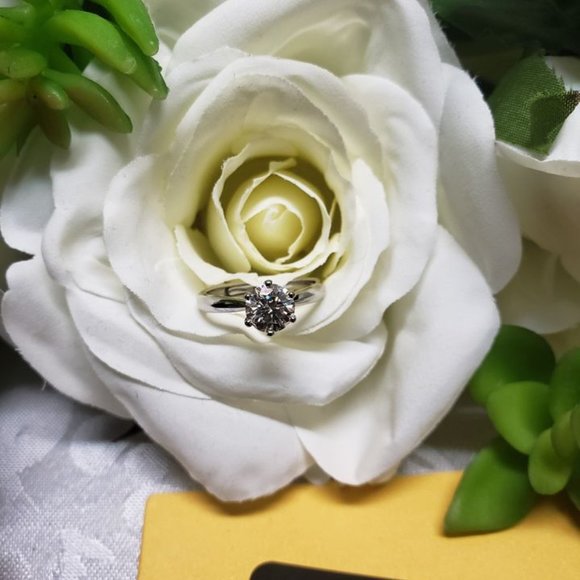 1 Carat Moissanite Wedding Engagement Ring - Picture 2 of 10